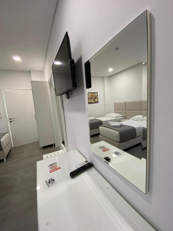 Edina By Hp Hotel Saranda Kültér fotó