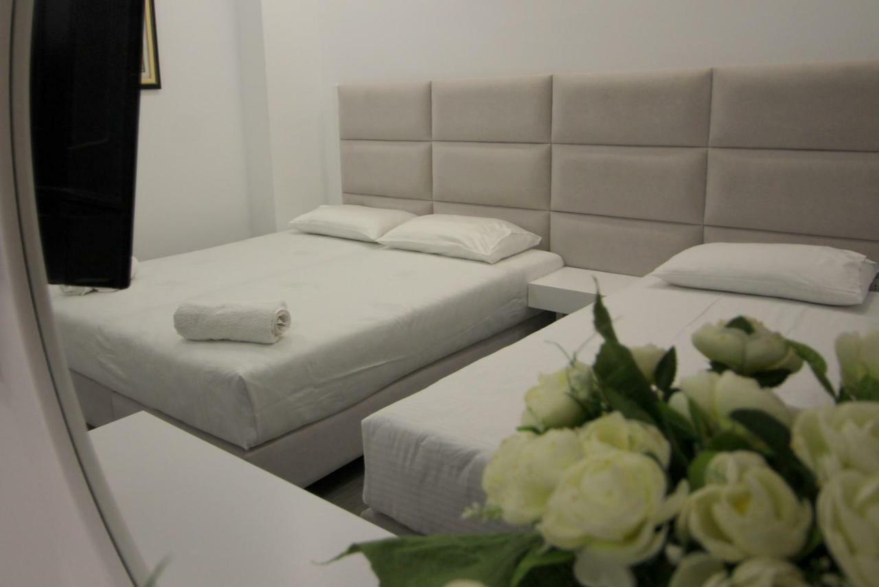 Edina By Hp Hotel Saranda Kültér fotó