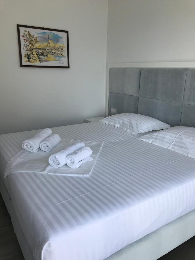 Edina By Hp Hotel Saranda Kültér fotó