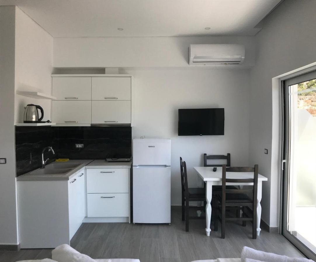 Edina By Hp Hotel Saranda Kültér fotó
